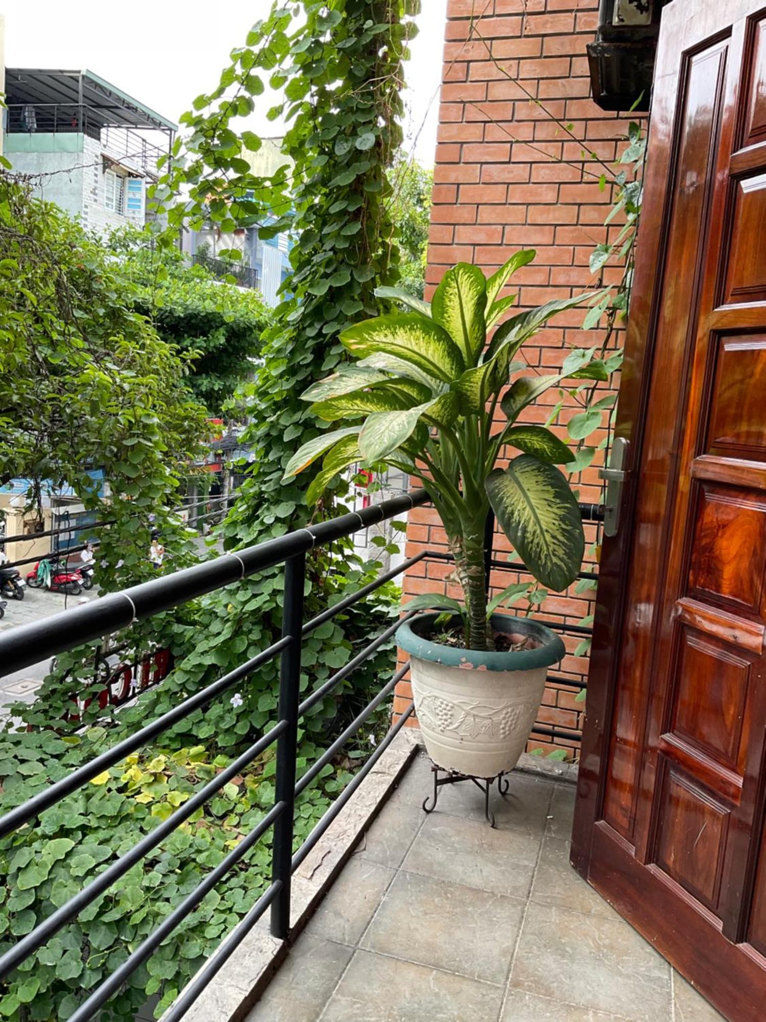 Готель Khach San Minh Chau - Hoa Hung Хошимін Екстер'єр фото